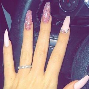 Meet your Posher, Natchenly